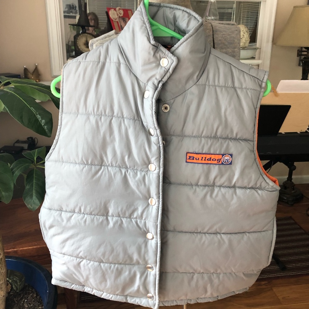 Boys Bulldog puffer vest size S